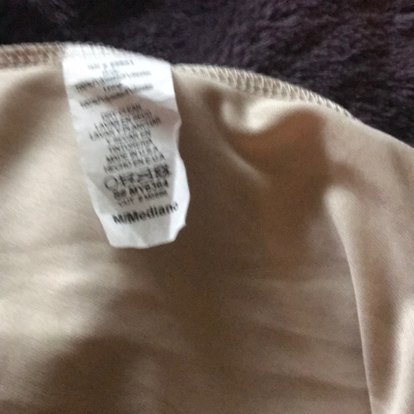 Super cute polka dot skirt - Picture 3 of 4